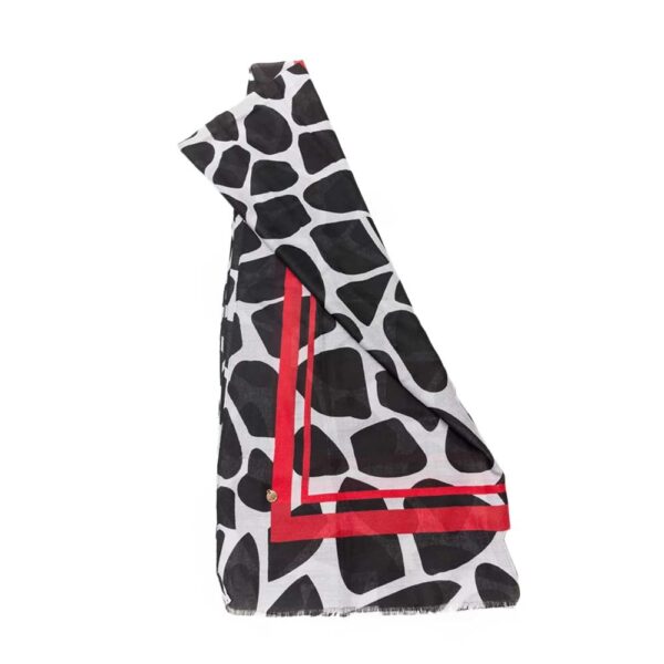 Animal print woman's pashmina