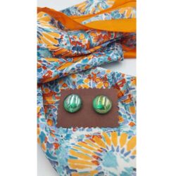 Women's Glass Stud Earrings - Image 4