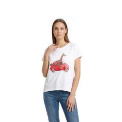 T-shirt γυναικείο σε λευκό χρώμα με fun στάμπα αυτοκινήτου και καμηλοπάρδαλης