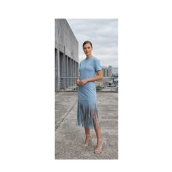 Γυναικείο φόρεμα σε γαλάζιο χρώμα με άνετη one size εφαρμογή που καλύπτει έως large
